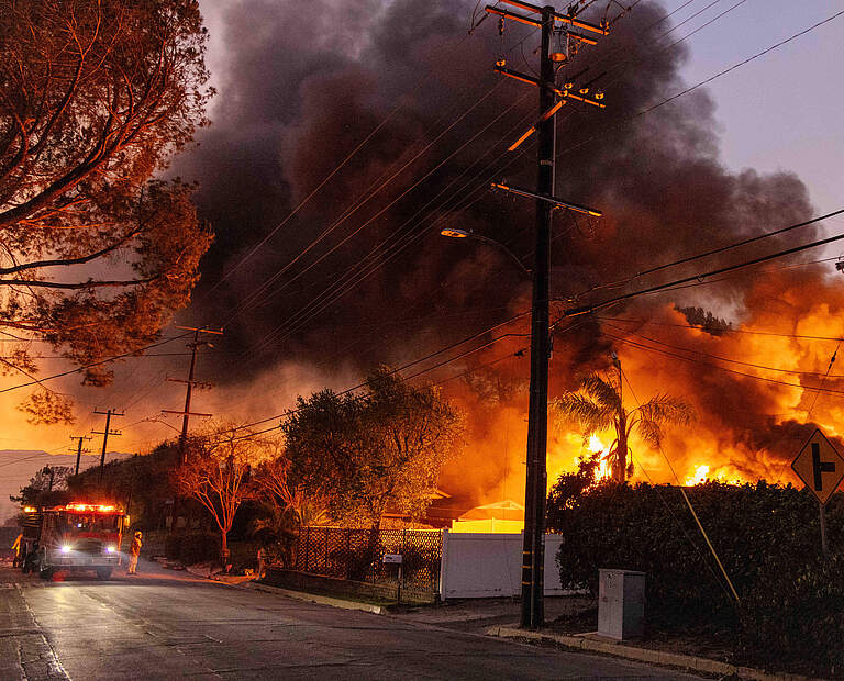 Brand in der Nähe von Los Angeles im Januar 2025 (Eaton Fire) © IMAGO / ZUMA Press Wire / Amy Katz