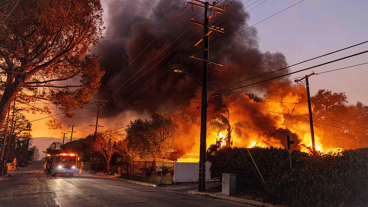 Brand in der Nähe von Los Angeles im Januar 2025 (Eaton Fire) © IMAGO / ZUMA Press Wire / Amy Katz