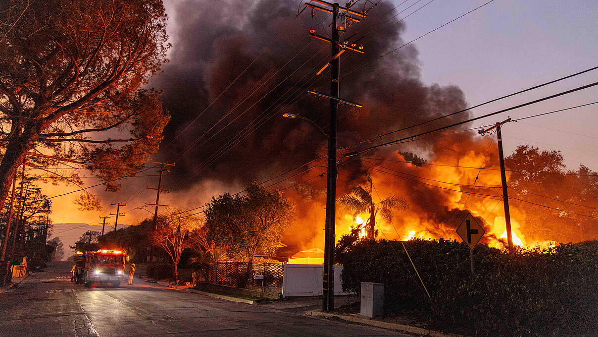 Brand in der Nähe von Los Angeles im Januar 2025 (Eaton Fire) © IMAGO / ZUMA Press Wire / Amy Katz