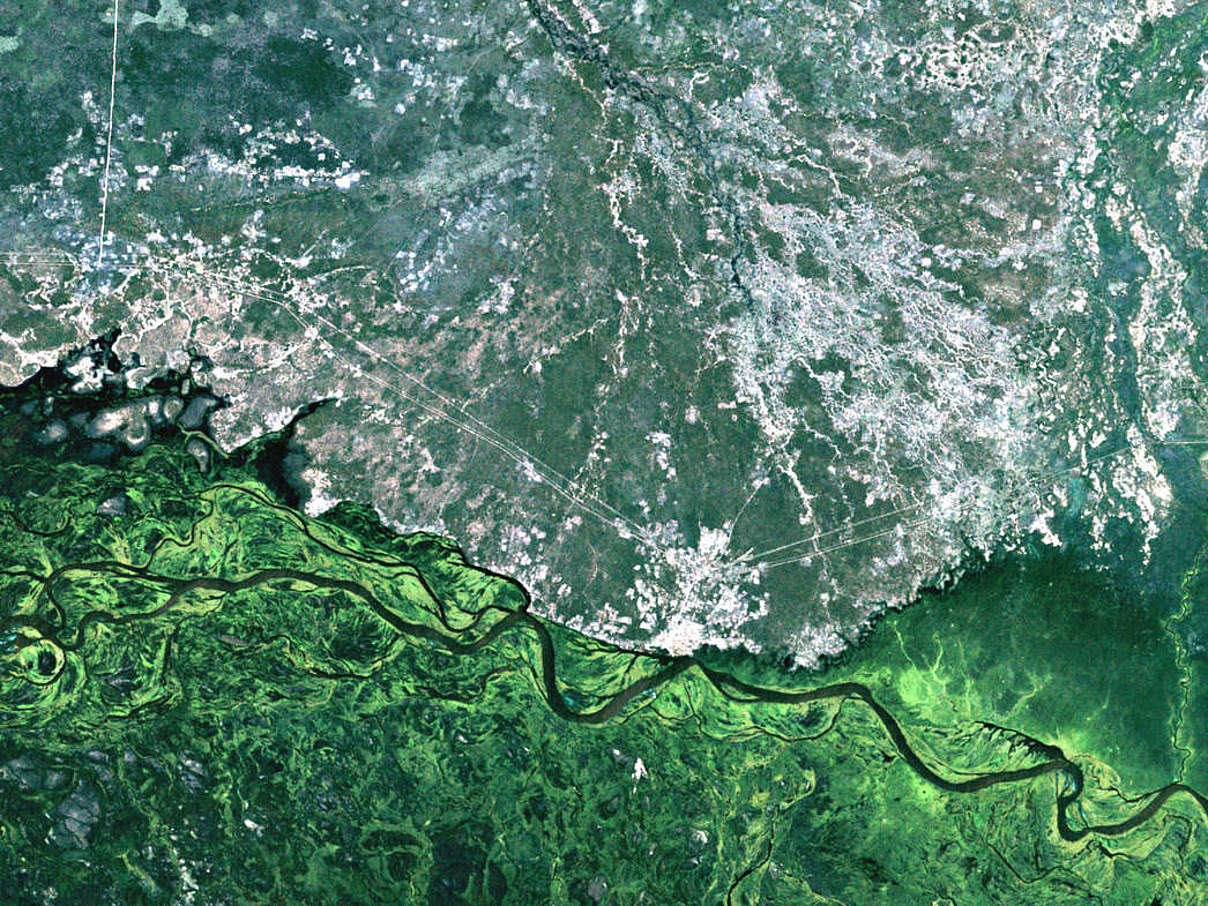 Landsat Aufnahme des KaZa-Schutzgebietes nordöstlich der Region Caprivi (Namibia) © US Geological Survey