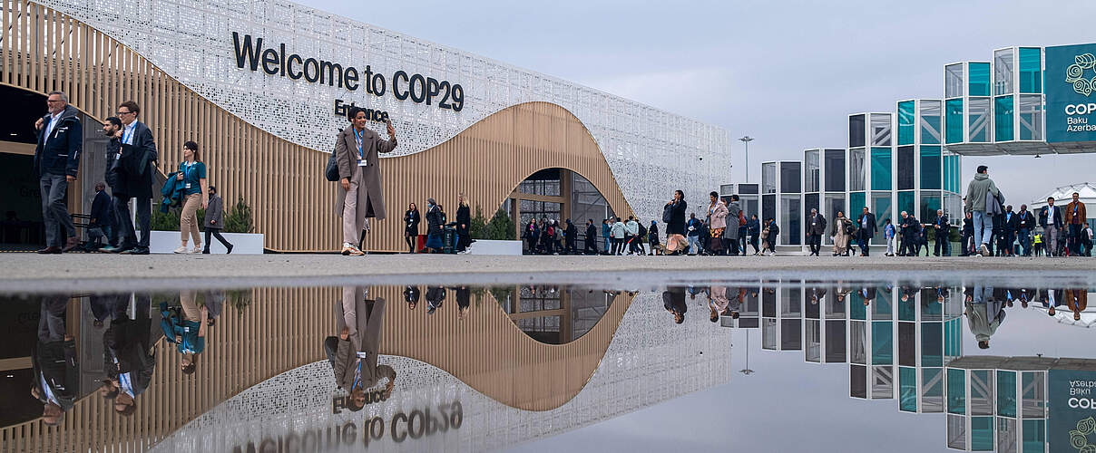 COP29 Baku - Eingangsbereich © Imago / Achille / Abboud