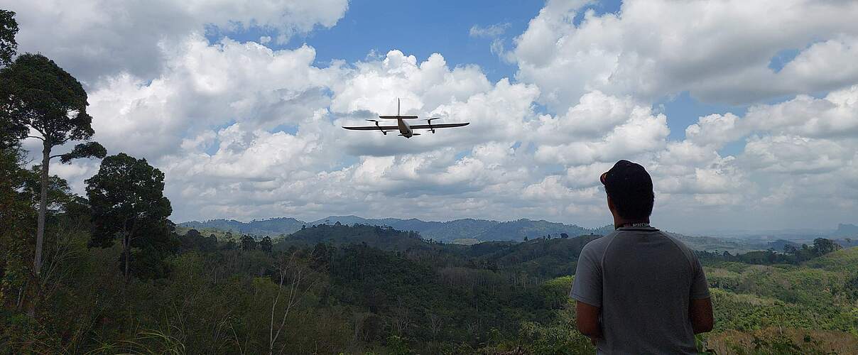 Drohnen für den Waldschutz in Thailand © WWF Thailand / Tanasin