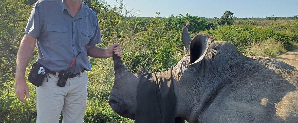 Jeff Cooke, WWF Projektleiter für das Black Rhino Range Expansion Project (BRREP) © WWF