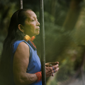 Indigene Frau im Amazonas © Joel Heim / WWF Ecuador