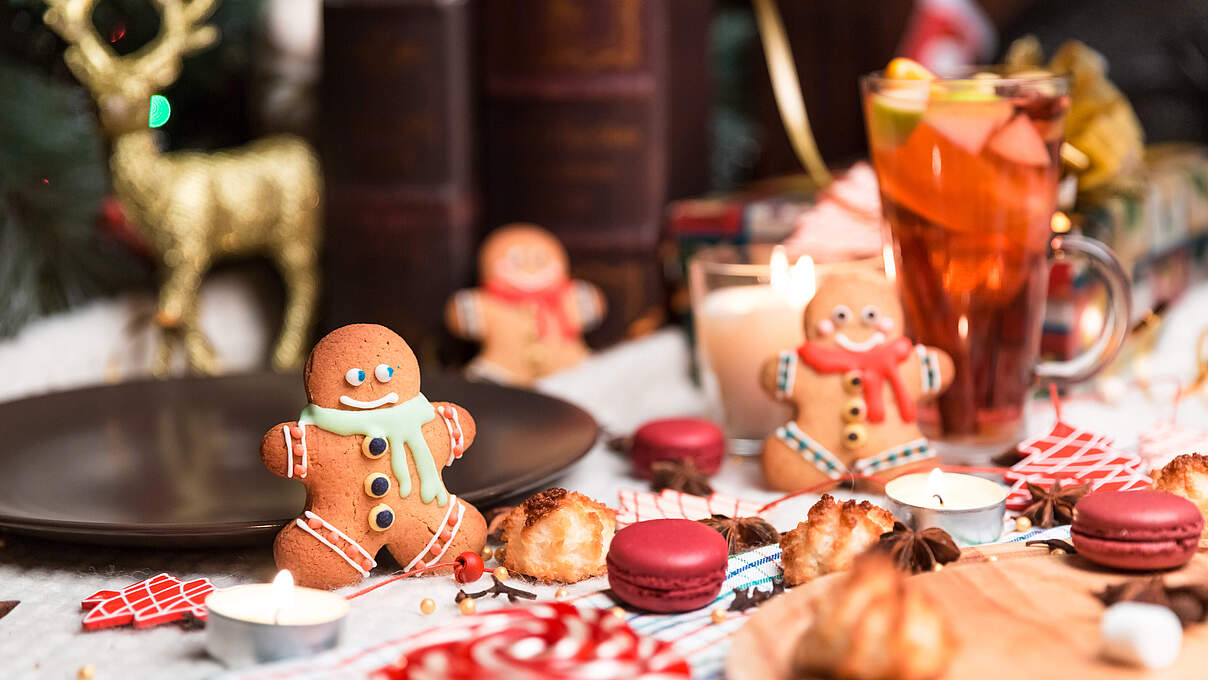 Weihnachten Süßigkeiten © suslik83 / iStock / Getty Images